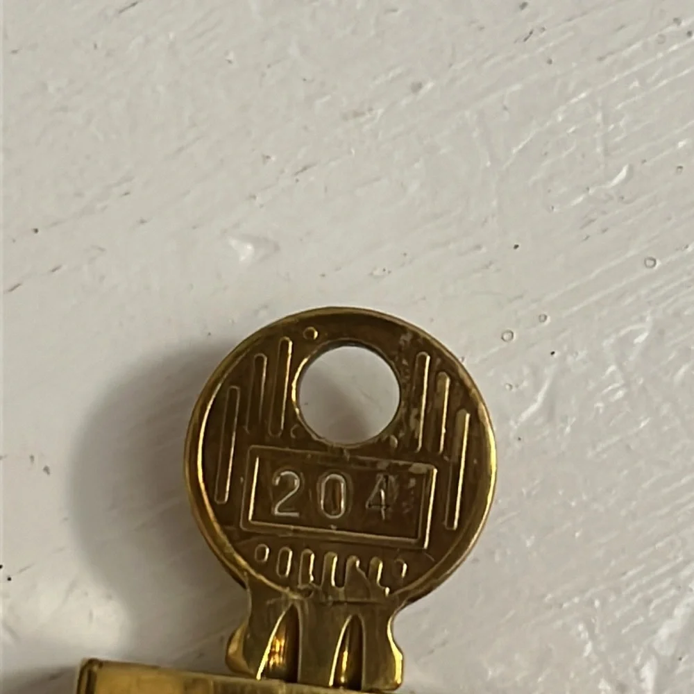 LV Lock #204, More Rare 200 Series Louis Vuitton - Picture 3 of 3